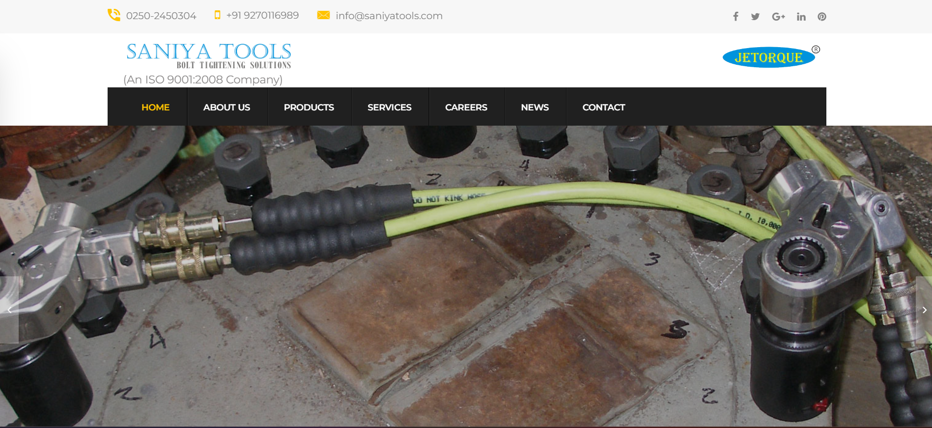 Homepage screenshot of saniyatools.com